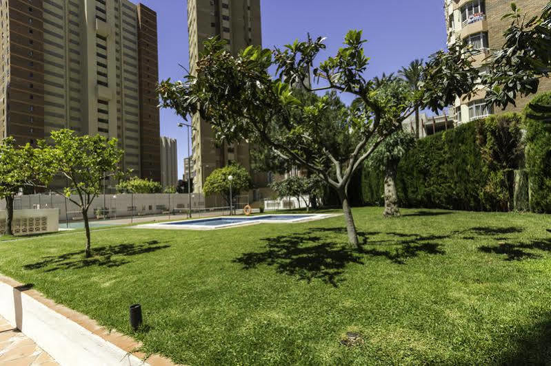 Gemelos 2 Benidorm Exteriör bild